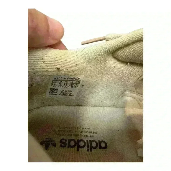 Adidas Originals Ozweego Sneaker, Alumina, big kids size 5.5 - Picture 7 of 7